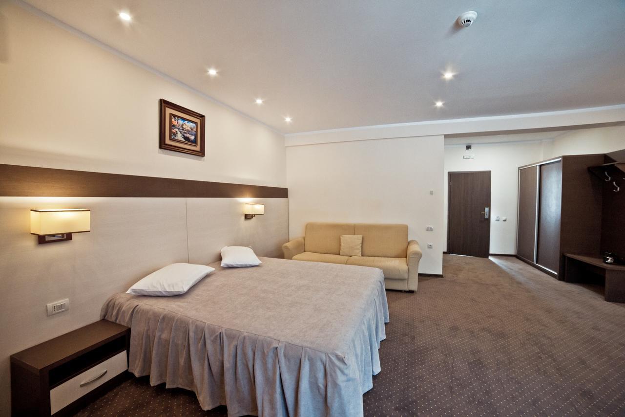 Hotel Evergreen Amara Exterior foto