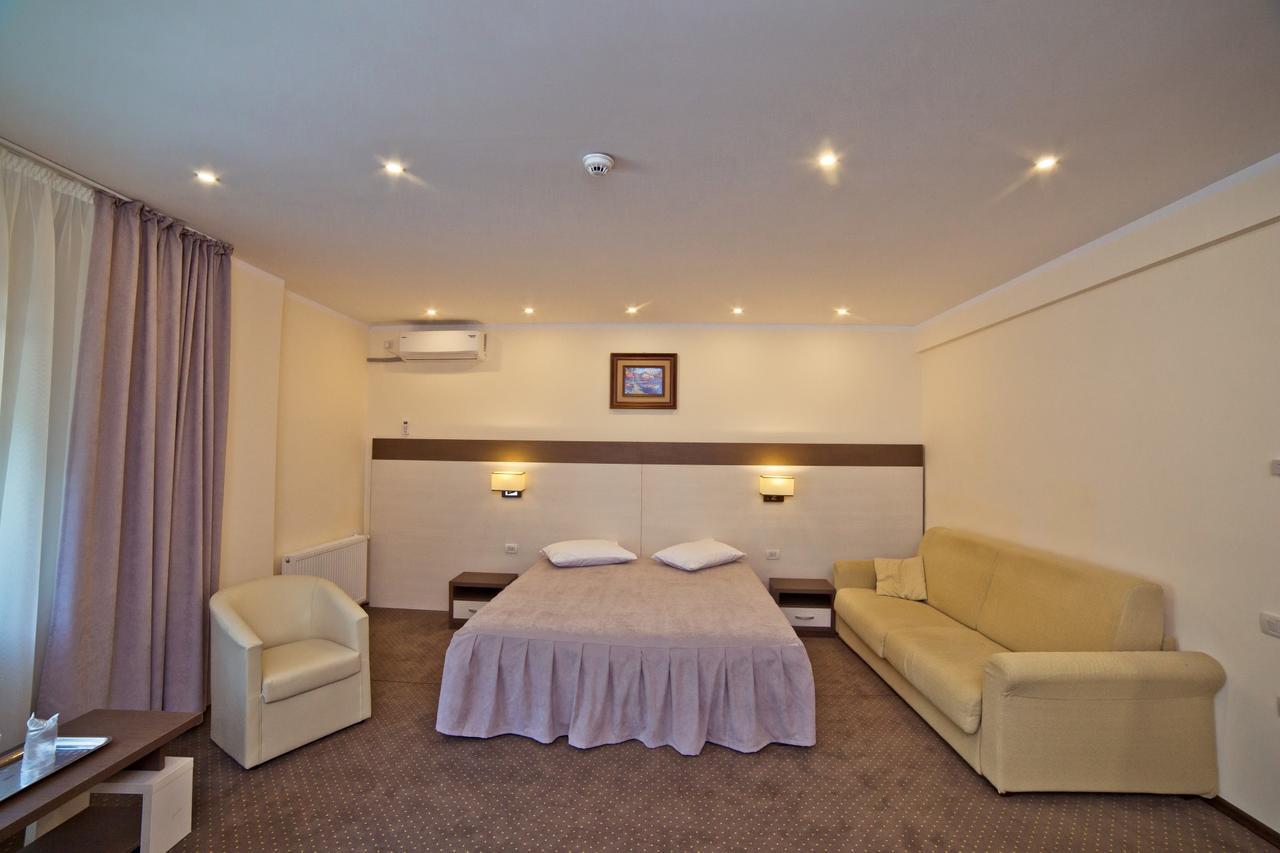Hotel Evergreen Amara Exterior foto