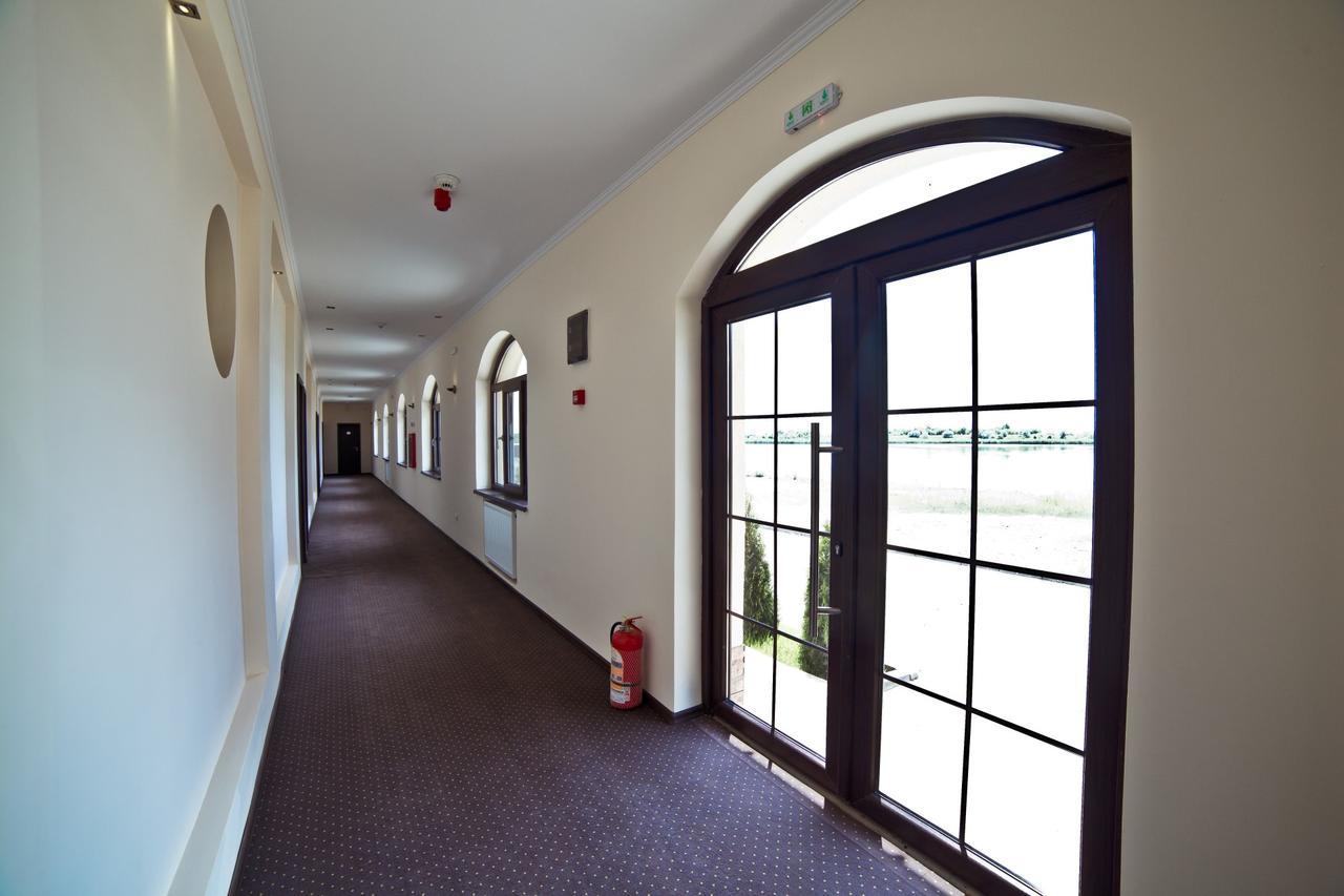 Hotel Evergreen Amara Exterior foto